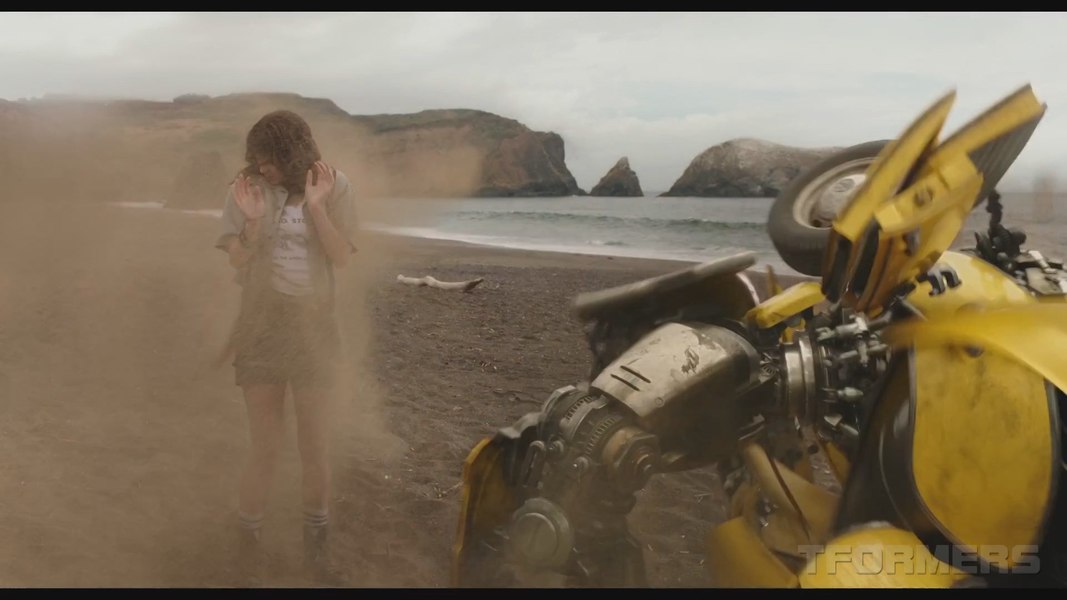 New Bumblebee Movie Trailer HD Screencap Gallery 046 (46 of 176)